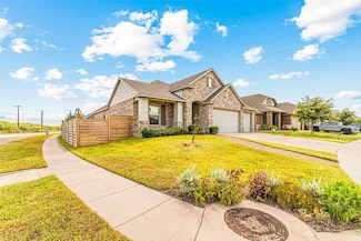 8233 Yosemite Dr, Corpus Christi, TX 78414