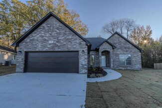 2500 Neeley Rae Cir, Paragould, AR 72450