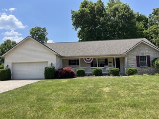 123 Mohican Ln, Pataskala, OH 43062