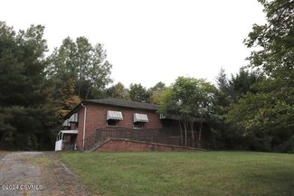 2178 Trevorton Rd, Coal Township, PA 17866