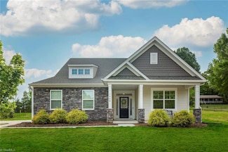 1348 Motsinger Rd, Winston-Salem, NC 27107