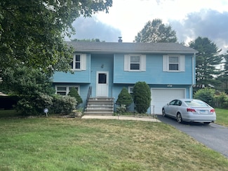 76 Hartz Ln, East Hartford, CT 06118