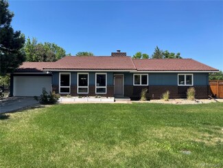 939 S Geneva St, Denver, CO 80247