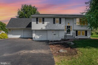1264 W Trindle Rd, Mechanicsburg, PA 17055