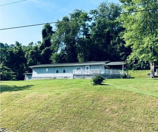 458 Woodland Acres Rd, Wheeling, WV 26003