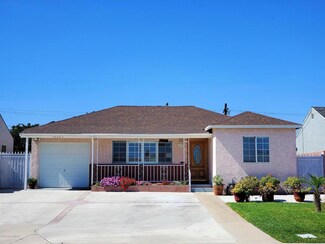 11935 Elkwood St, North Hollywood, CA 91605