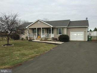 11211 Wolfe Ct, Bealeton, VA 22712