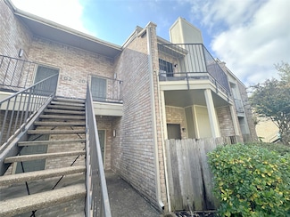 8100 Cambridge St Unit 104, Houston, TX 77054