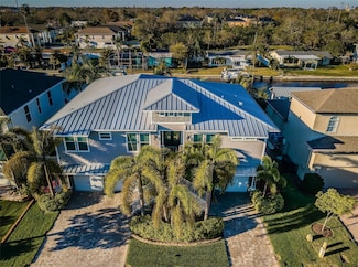 315 Manatee Ln, Tarpon Springs, FL 34689