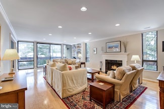4990 Sentinel Dr, Bethesda, MD 20816