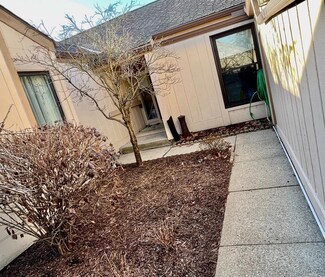 8113 Timbertree Way Unit 2, West Chester, OH 45069