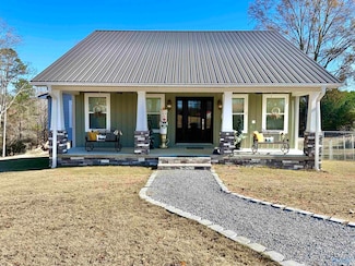 1525 14th Ave, Haleyville, AL 35565