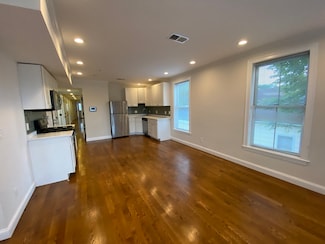 2747 Washington St Unit 5, Roxbury, MA 02119
