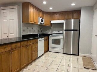 15 Staples Ave Unit 37, Everett, MA 02149