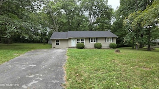 54 Hamby Ln, Crossville, TN 38555