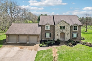 426 Mcbee Rd, Beavercreek Township, OH 45305