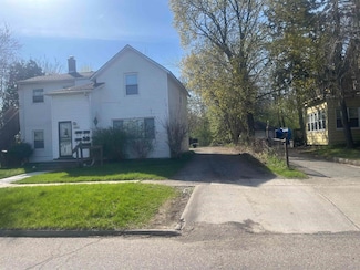 1021 W 2nd St, Flint, MI 48503
