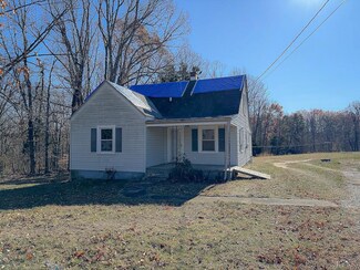209 Dogwood Ln, Hurt, VA 24563