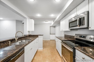 1050 E Washington Ave Unit 44, Escondido, CA 92025