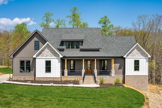 135 Sunrise Cir, Jasper, TN 37347