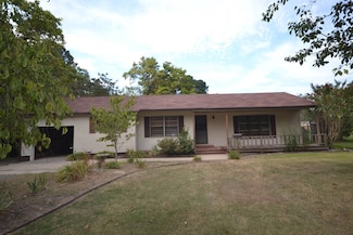 552 North St, Stamps, AR 71860