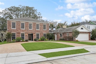 37 Spanish Fort Blvd, New Orleans, LA 70124