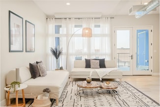 3198 Blake St Unit 402, Denver, CO 80205