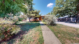 607 Exchange Ave, Schertz, TX 78154