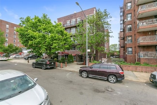 108-27 63rd Ave Unit 4B, Forest Hills, NY 11375