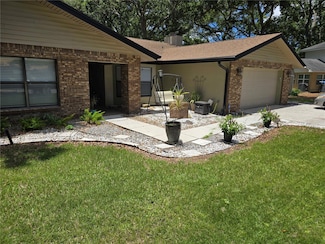 909 Heatherbrook Dr, Auburndale, FL 33823