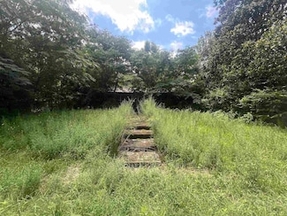 710 Carter Dr, Tuscumbia, AL 35674