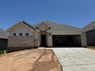 245 Seattle Slew Dr, Jarrell, TX 76537