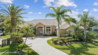 302 Sandhurst Dr, Melbourne, FL 32940