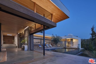 6708 Wildlife Rd, Malibu, CA 90265