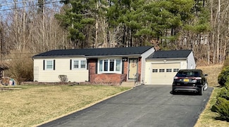 26 Hillside Dr, Kirkwood, NY 13795
