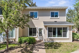 5898 Cahill Ave, Inver Grove Heights, MN 55076