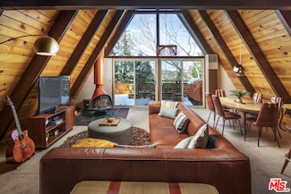 1281 Aleutian Dr, Lake Arrowhead, CA 92352