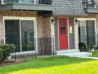 912 S Plum Grove Rd Unit 121, Palatine, IL 60067