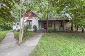 109 S Burns St, Alamo, TN 38001