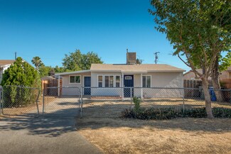 1121 W Locust Ave, Fresno, CA 93650
