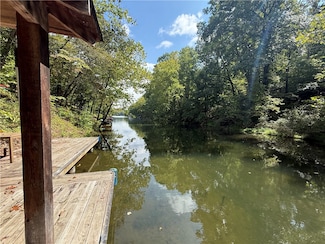 6 Neffwood Ln, Bella Vista, AR 72715