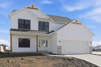 1010 Arthur Heights Dr, Fort Wayne, IN 46818