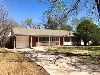 5626 Park Hollow, Wichita, KS 67208