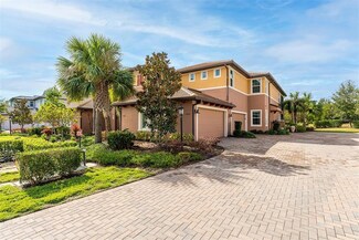 7534 Divot Loop, Lakewood Ranch, FL 34202