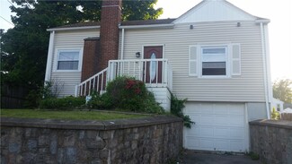 26 N Williams St, Johnston, RI 02919