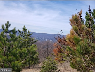 12223 Summit Cir, Frostburg, MD 21532