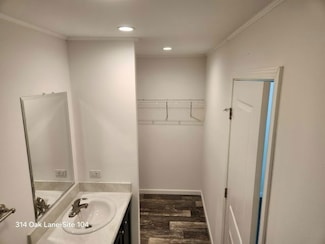 314 Oak Ln Unit 104, Mankato, MN 56001