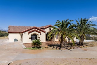 990 Via Puebla, Rio Rico, AZ 85648