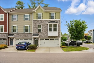 927 Centurion Cir, Chesapeake, VA 23323