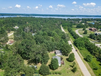 W5580 Germantown Dr, New Lisbon, WI 53950